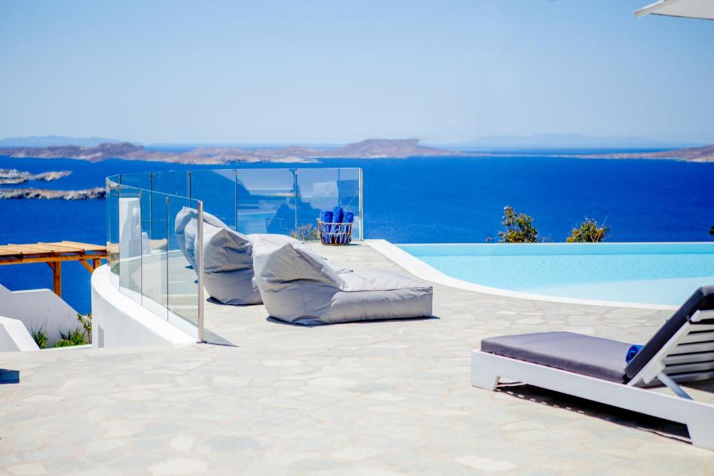 The Spirit of Mykonos - Image 2