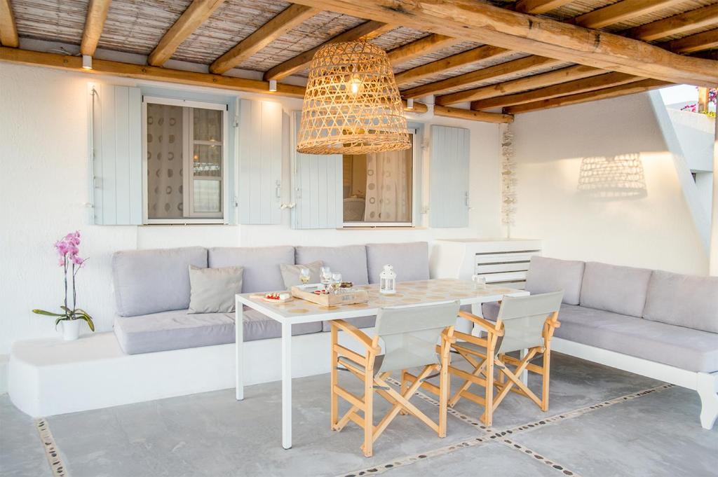 The Spirit of Mykonos - Image 3